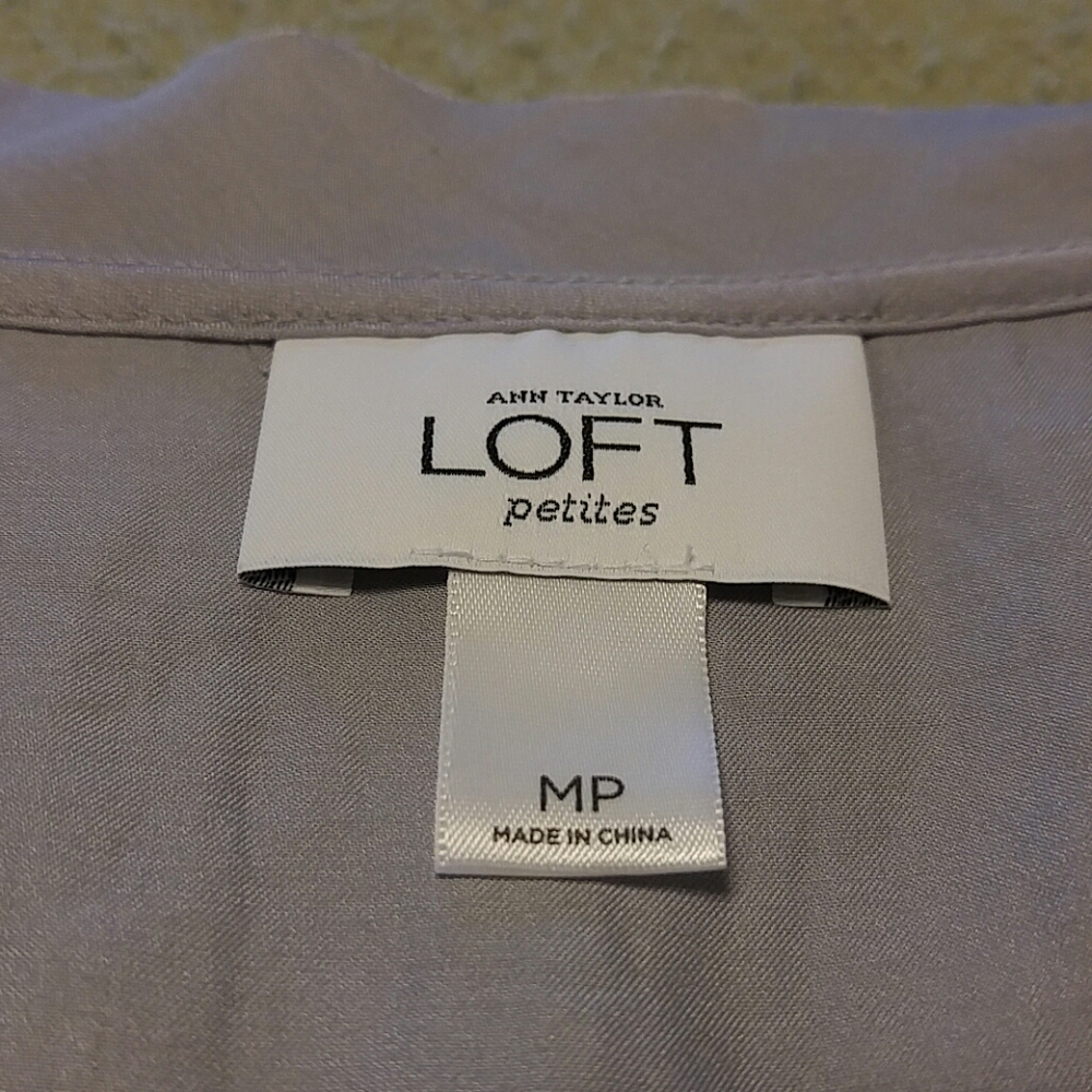 LOFT Ann Taylor Pewter Silver Ruffle Shell - Picture 2 of 4